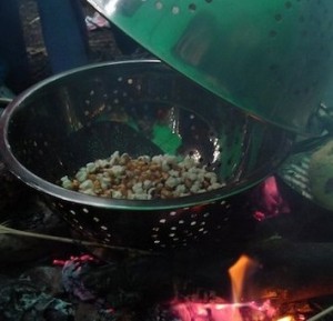 Popcorn on an open fire