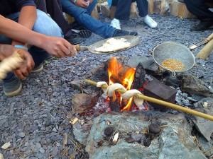 cooking on an open fire climbitrange