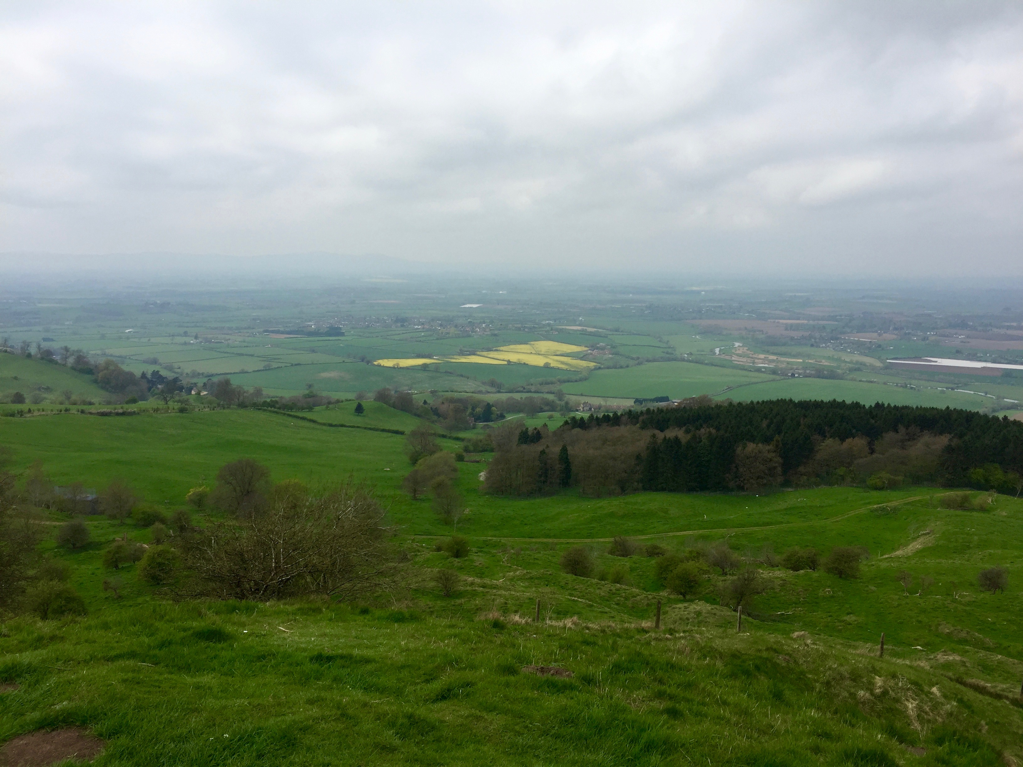 A four mile circular walk to Bredon hill