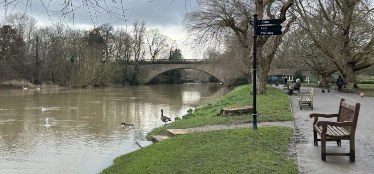 Leamington Spa/Warwick circular walk – two rivers and a canal