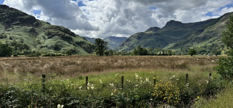 Skelwith Bridge to the Langdale Valley (& back)